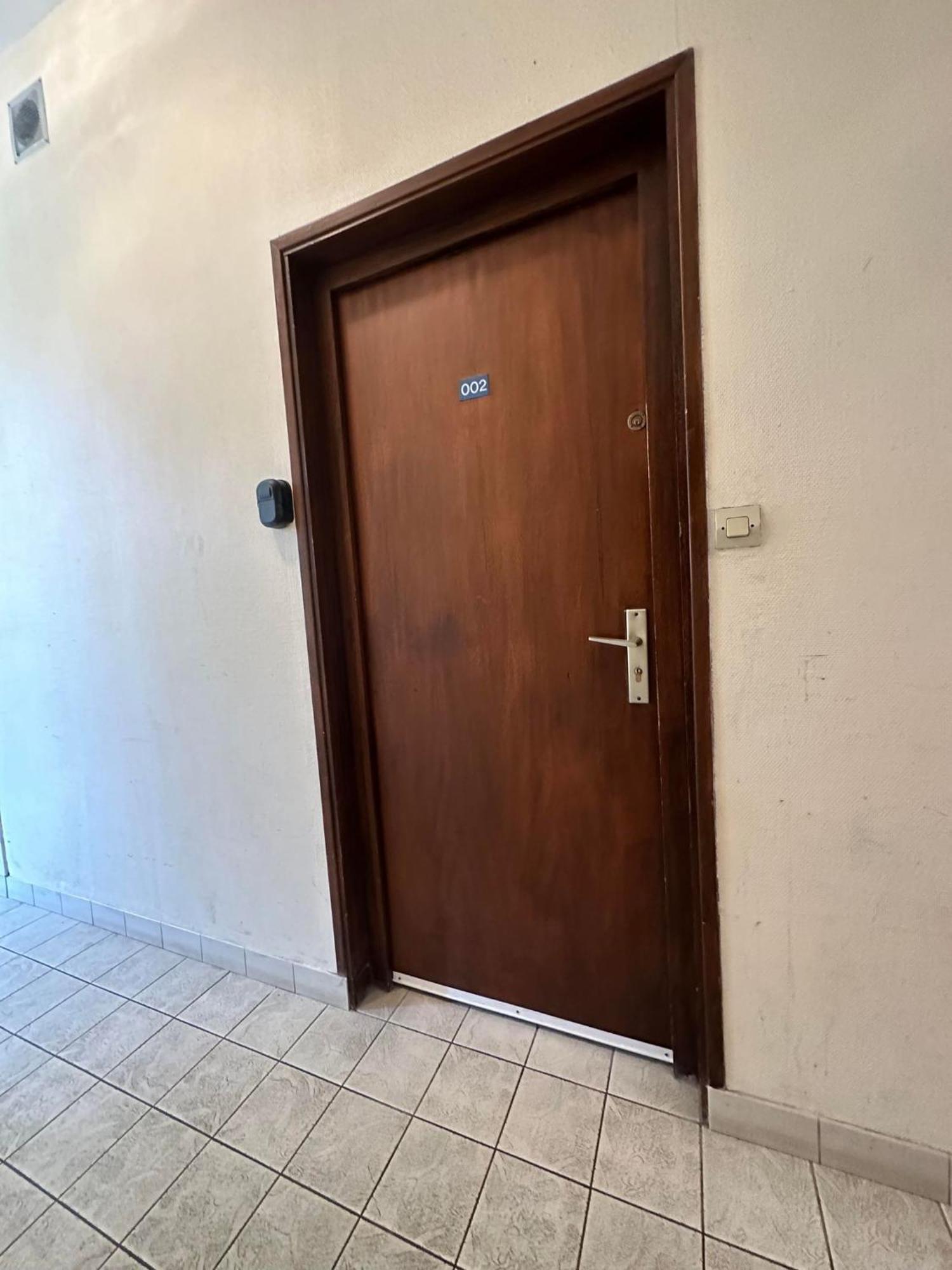 Studio Chaleureux Laon Exterior foto