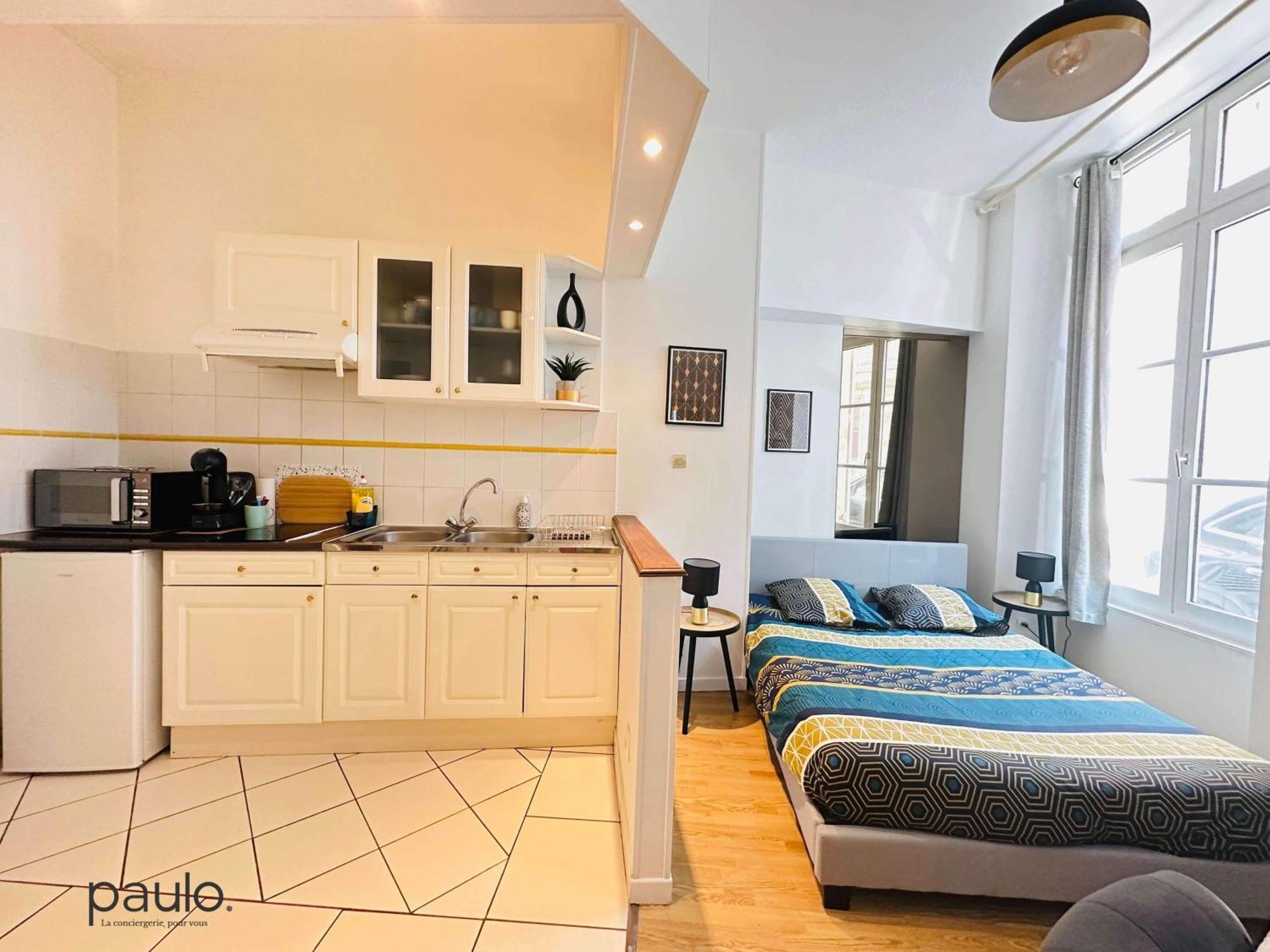 Studio Chaleureux Laon Exterior foto